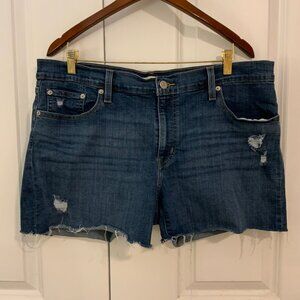 Levi’s Women’s Mid Length Denim Shorts 4 Inch Inseam Size 34